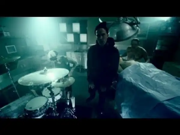 Video: Travis Barker & Yelawolf - Whistle Dixie